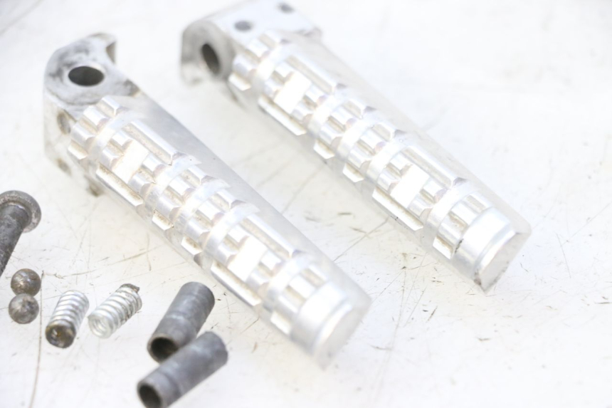 photo de PAAR FUßRASTENHALTER HINTEN YAMAHA X-MAX XMAX 125 (2010 - 2013) - Gesamtansicht des Produkts