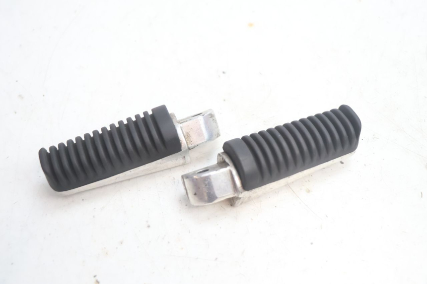 photo de PAAR FUßRASTENHALTER HINTEN YAMAHA XMAX X-MAX 125 (2006 - 2009) - Hauptansicht