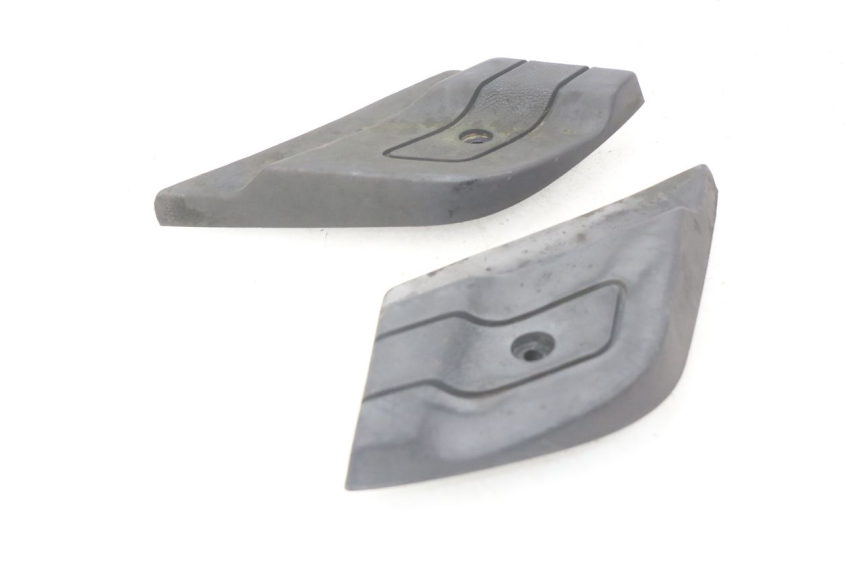 photo de PAAR FUßRASTENHALTER HINTEN PIAGGIO X9 EVOLUTION 125 (2003 - 2007) - Zoom auf Gebrauchszustand