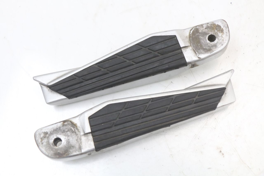 photo de FUSSRASTEN HINTEN KYMCO XCITING 250 (2006 - 2009) - Alternative Perspektive