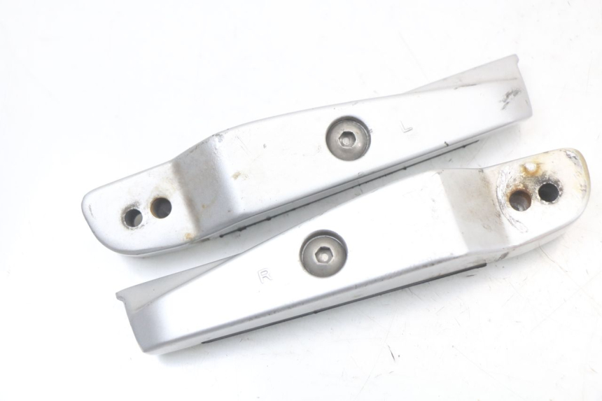 photo de FUSSRASTEN HINTEN KYMCO XCITING 250 (2006 - 2009) - Gesamtansicht des Produkts