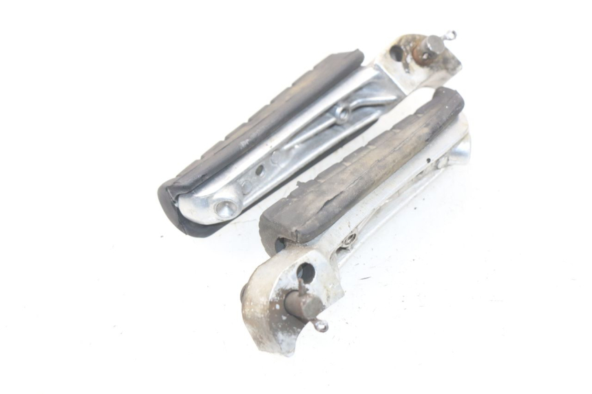 photo de FUSSRASTEN HINTEN YAMAHA XJ600 XJ DIVERSION 600 (1992 - 1997) - Zoom auf Gebrauchszustand