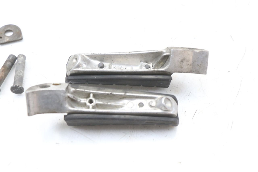 photo de FUSSRASTEN HINTEN YAMAHA XJ600 XJ DIVERSION 600 (1992 - 1997) - Alternative Perspektive