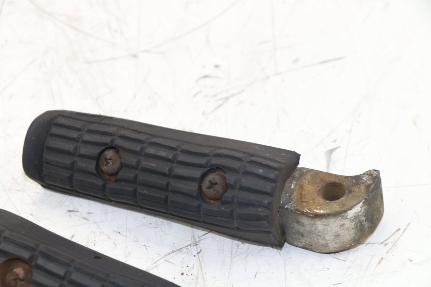 photo de FUSSRASTEN HINTEN YAMAHA XJS DIVERSION 600 (1997 - 1999) - Gesamtansicht des Produkts