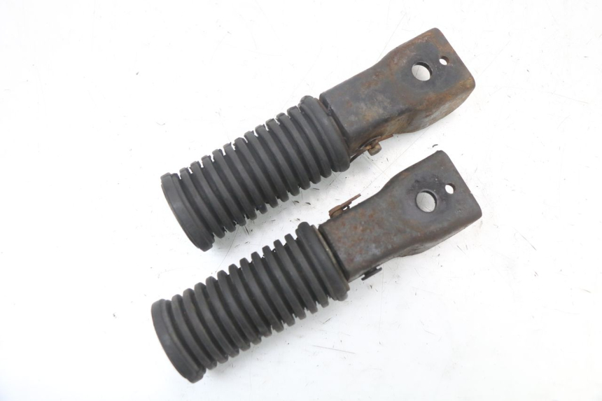 photo de FUSSRASTEN HINTEN SYM XS 125 (2007 - 2016) - Zoom auf Gebrauchszustand