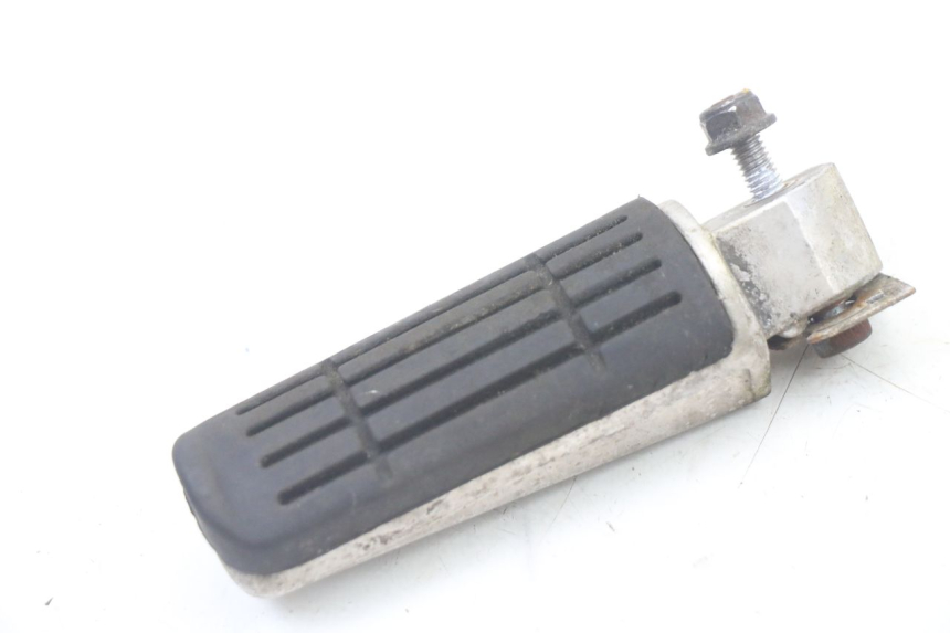 photo de FUSSRASTEN HINTEN YAMAHA FZ6 FAZER S2 600 (2007 - 2011) - Zoom auf Gebrauchszustand