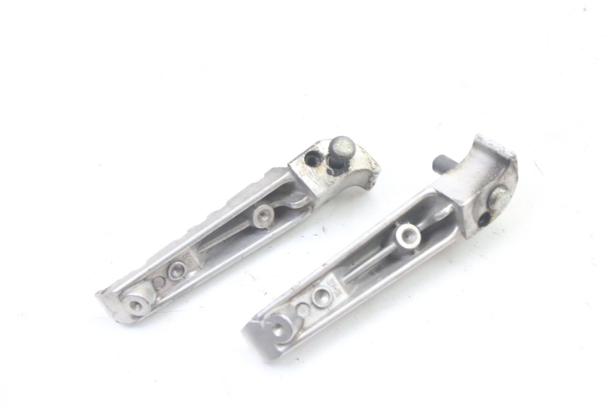 photo de FUSSRASTEN HINTEN YAMAHA YP X-MAX XMAX 400 (2014 - 2017) - Technische Nahaufnahme