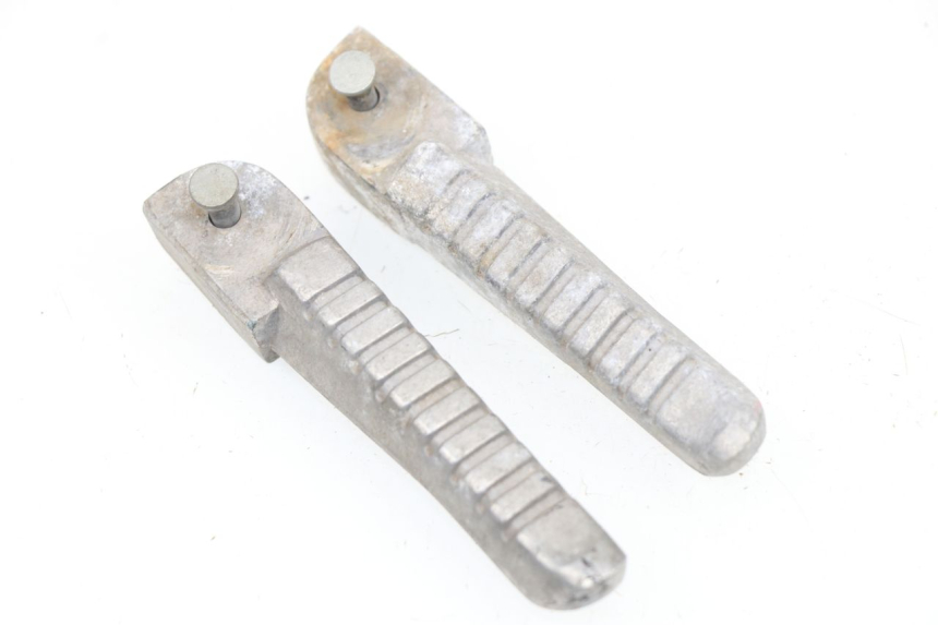 photo de FUSSRASTEN HINTEN YIYING YY T POWER MAX 125 (2006 - 2016) - Hauptansicht