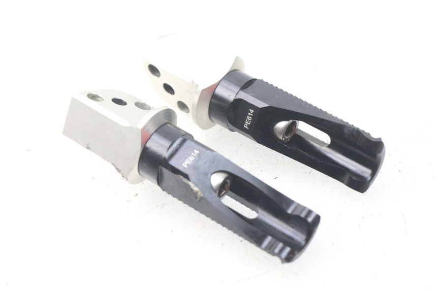 photo de FUSSRASTEN HINTEN KAWASAKI Z Z900 900 (2017 - 2019) - Alternative Perspektive