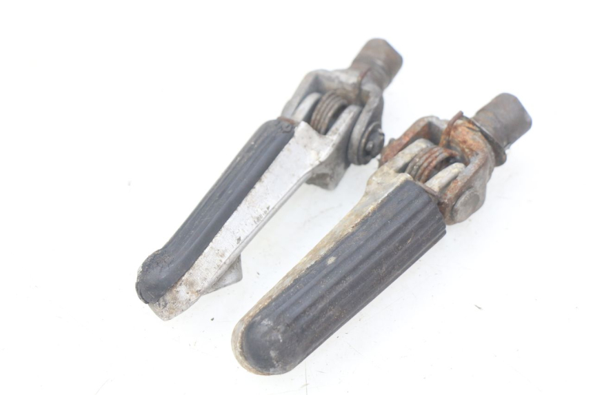 photo de VORDERE FUßRASTENPAAR HONDA CBR RR FIREBLADE 900 (1992 - 1994) - Hauptansicht