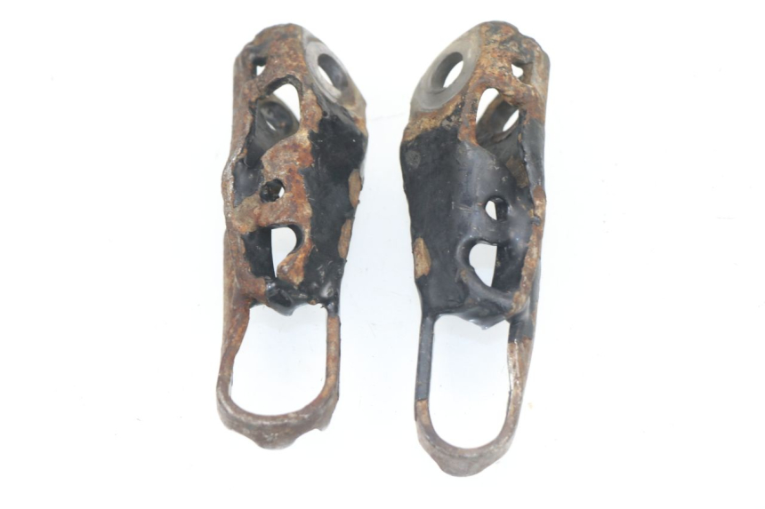 photo de FUSSRASTEN VORN HONDA CR 125 (1989 - 1991) - Zoom auf Gebrauchszustand