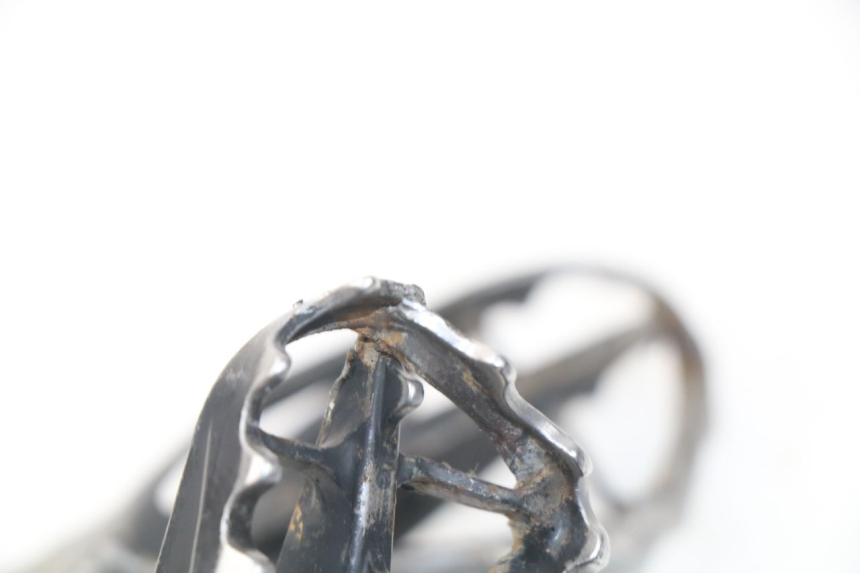 photo de FUSSRASTEN VORN HONDA CRF CR-F 450 (2005 - 2008) - Detailansicht des Bauteils