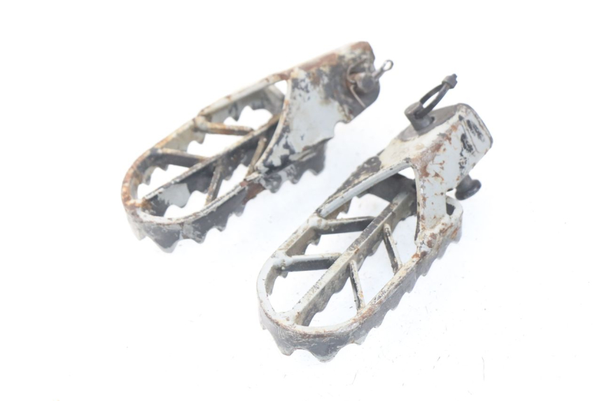 photo de VORDERE FUßRASTENPAAR LONCIN DIRT BIKE 125 - Zoom auf Gebrauchszustand