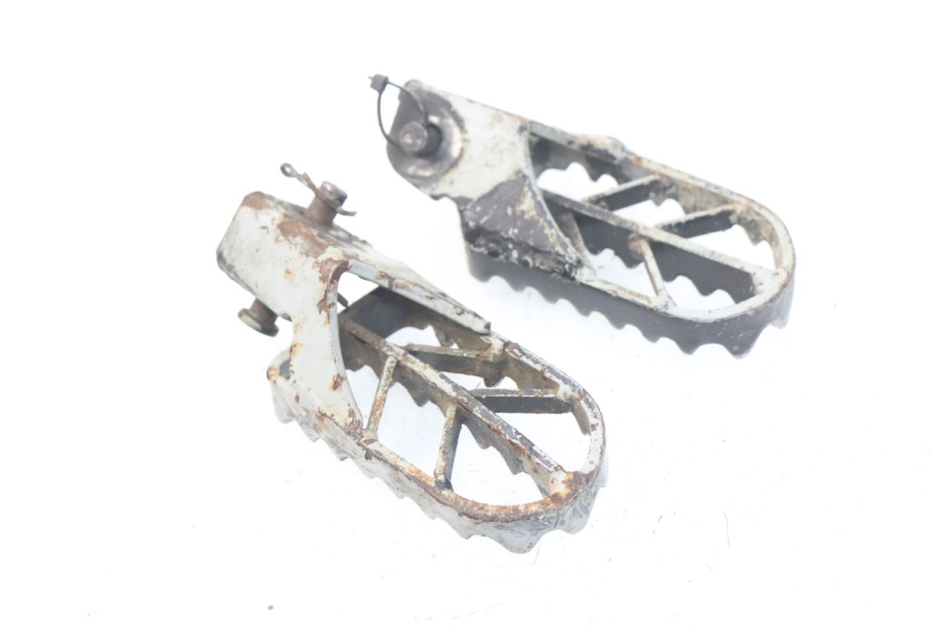 photo de VORDERE FUßRASTENPAAR LONCIN DIRT BIKE 125 - Alternative Perspektive