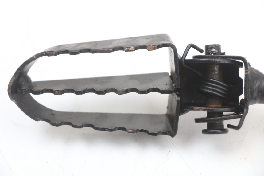 photo de VORDERE FUßRASTENPAAR CCR DIRT BIKE 125 - Zoom auf Gebrauchszustand