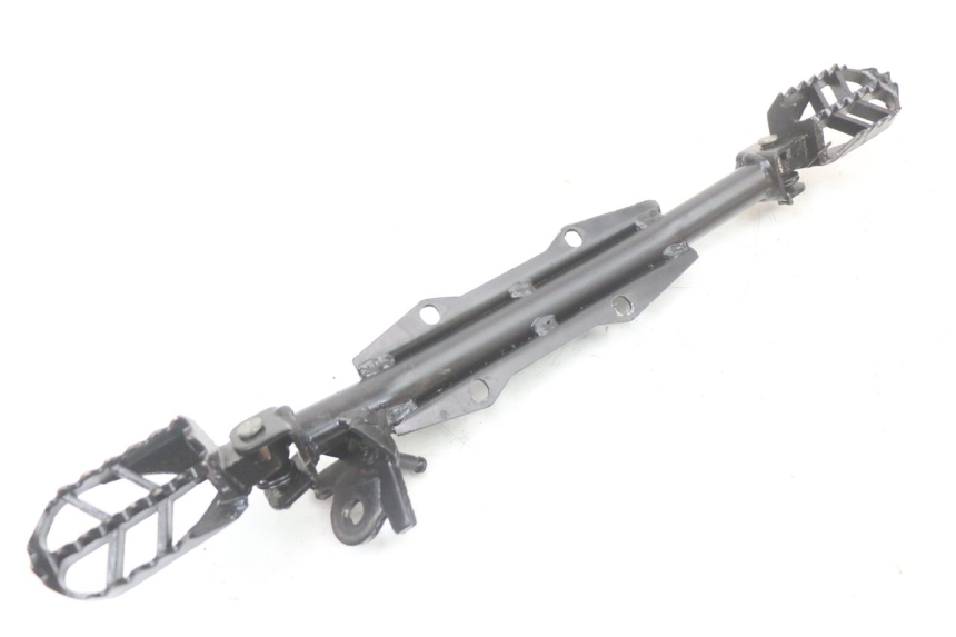 photo de FUSSRASTEN VORN RSR DIRT BIKE 150 - Details der Befestigungspunkte