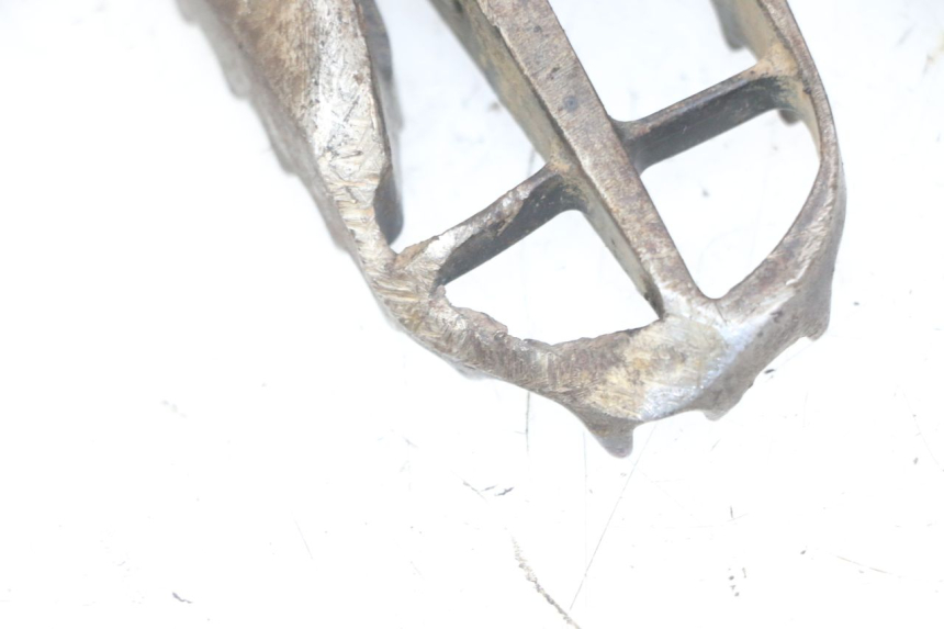 photo de FUSSRASTEN VORN KAWASAKI KX F KXF 450 (2009 - 2011) - Oberflächenzustand und Material