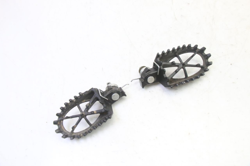 photo de VORDERE FUßRASTENPAAR APOLLO RFZ 125 - Hauptansicht