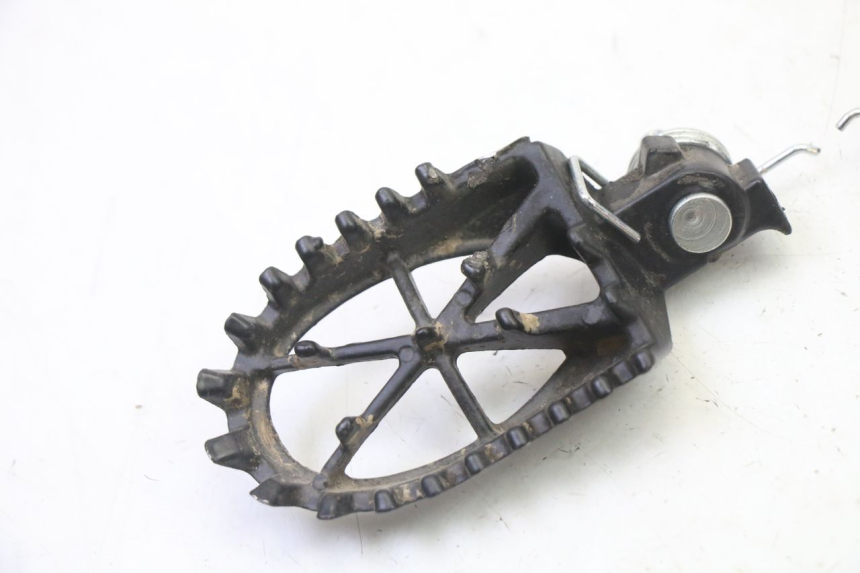 photo de VORDERE FUßRASTENPAAR APOLLO RFZ 125 - Detailansicht des Bauteils