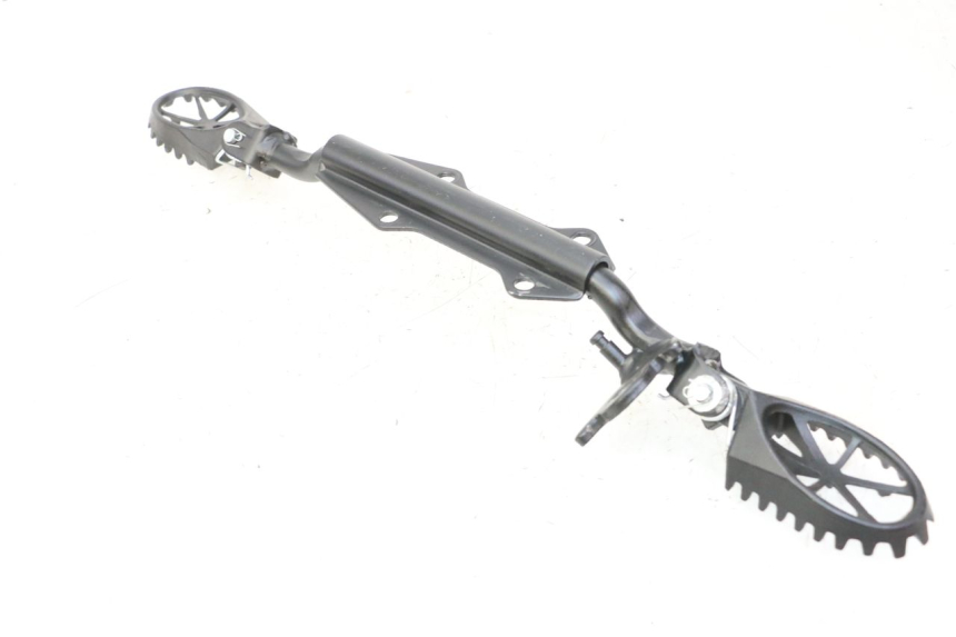 photo de VORDERE FUßRASTENPAAR APOLLO RFZ 125 - Zoom auf Gebrauchszustand