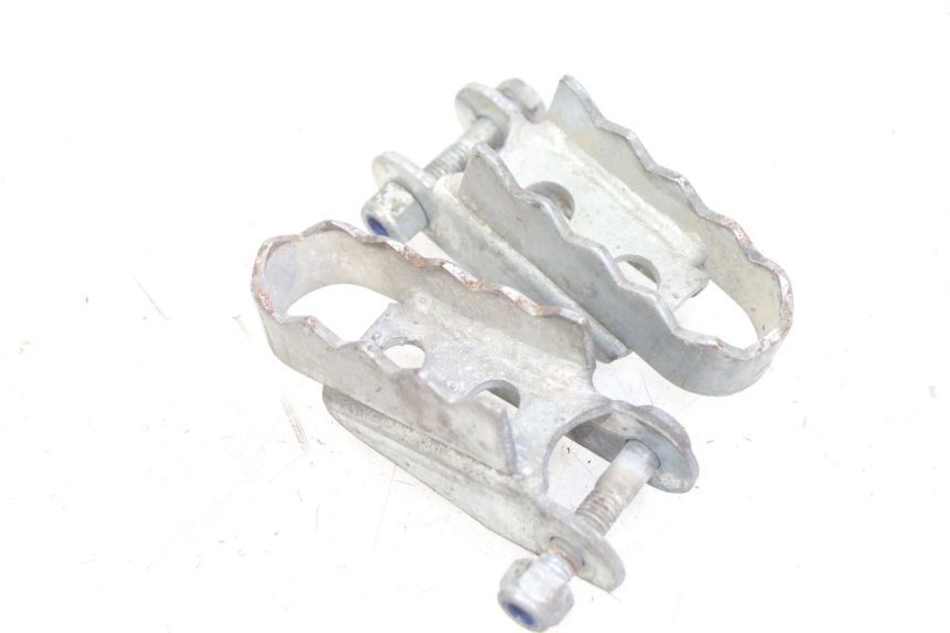 photo de VORDERE FUßRASTENPAAR GILERA RK 50 (1996 - 1999) - Hauptansicht