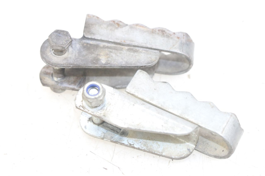 photo de VORDERE FUßRASTENPAAR GILERA RK 50 (1996 - 1999) - Zoom auf Gebrauchszustand