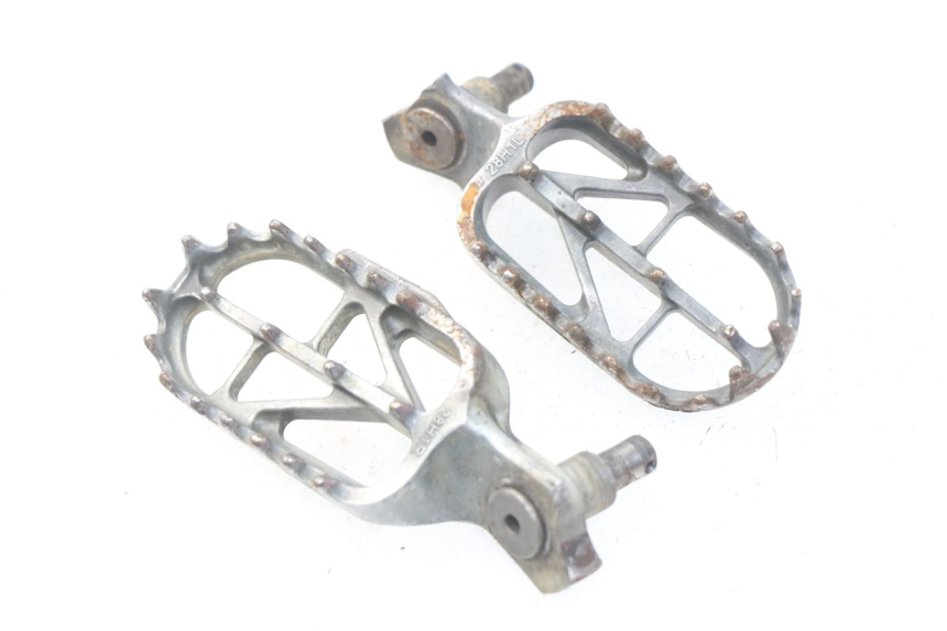 photo de FUSSRASTEN VORN SUZUKI RMZ RM-Z 450 (2008 - 2011) - Hauptansicht