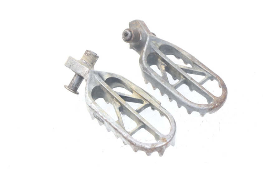 photo de FUSSRASTEN VORN SUZUKI RMZ RM-Z 450 (2008 - 2011) - Zoom auf Gebrauchszustand