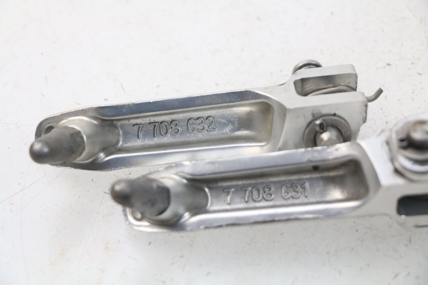 photo de FUSSRASTEN VORN BMW S RR ABS S1000RR 1000 (2009 - 2011) - Alternative Perspektive