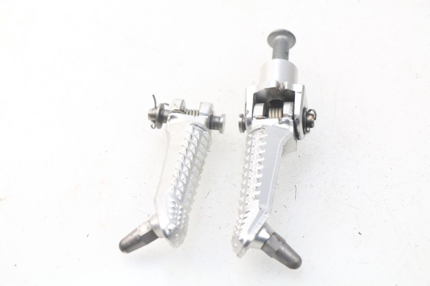 photo de FUSSRASTEN VORN BMW S RR ABS S1000RR 1000 (2009 - 2011) - Gesamtansicht des Produkts