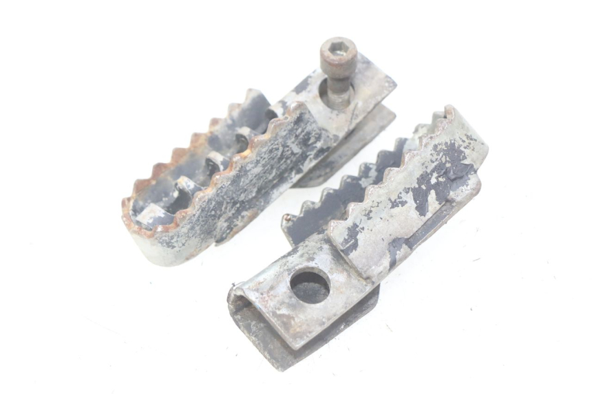 photo de VORDERE FUßRASTENPAAR DERBI SENDA 50 (2003 - 2005) - Hauptansicht