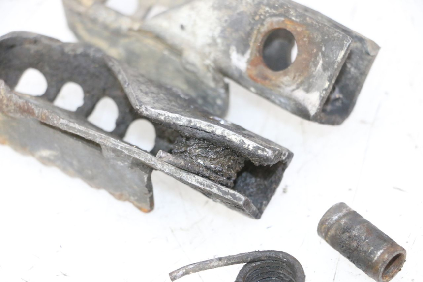 photo de VORDERE FUßRASTENPAAR GILERA SMT SUPERMOTARD 50 (2009 - 2017) - Technische Nahaufnahme