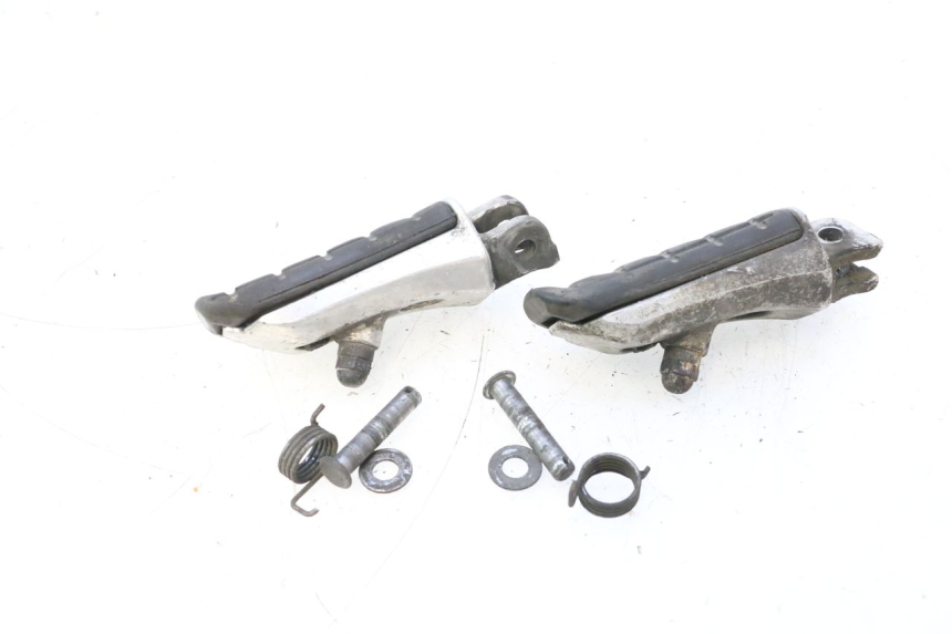 photo de FUSSRASTEN VORN HONDA ST PAN EUROPEAN 1100 (1990 - 2002) - Detailansicht des Bauteils