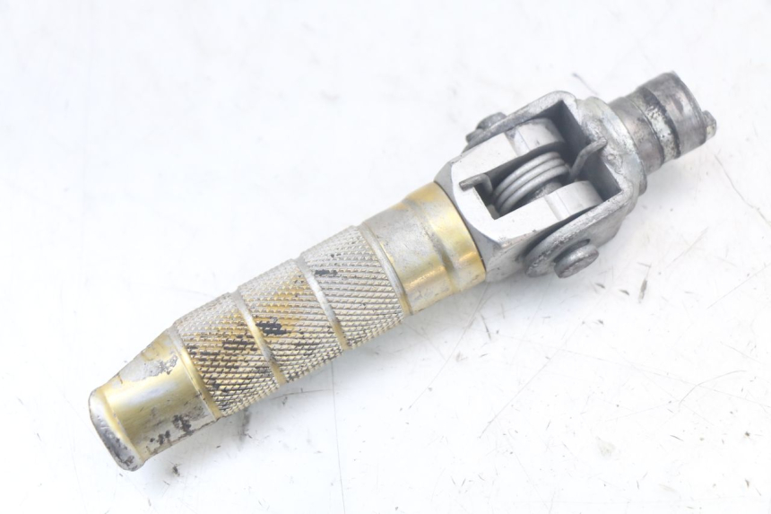 photo de VORDERE FUßRASTENPAAR SUZUKI SV N 650 (1999 - 2002) - Oberflächenzustand und Material