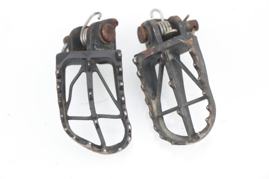 photo de FUSSRASTEN VORN KTM SX 65 (2009 - 2015) - Detailansicht des Bauteils