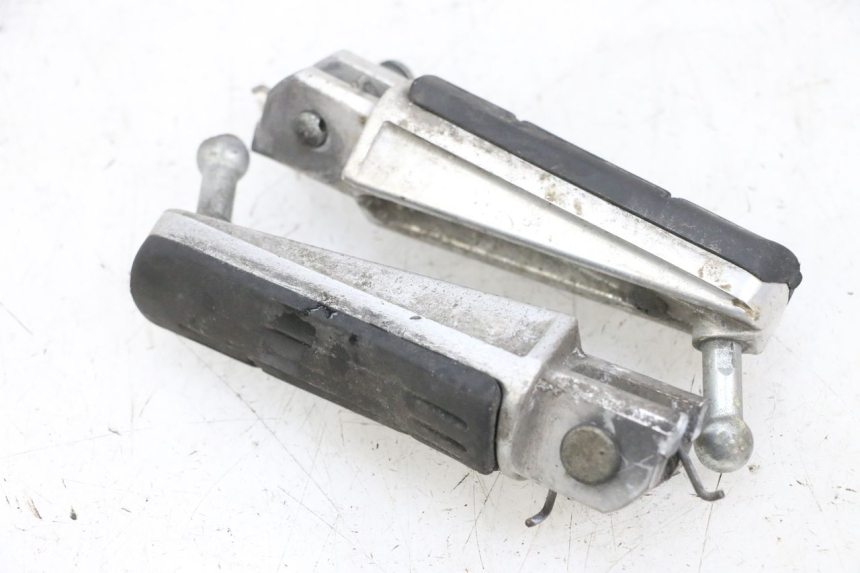 photo de FUSSRASTEN VORN YAMAHA TDM ABS 900 (2002 - 2014) - Hauptansicht