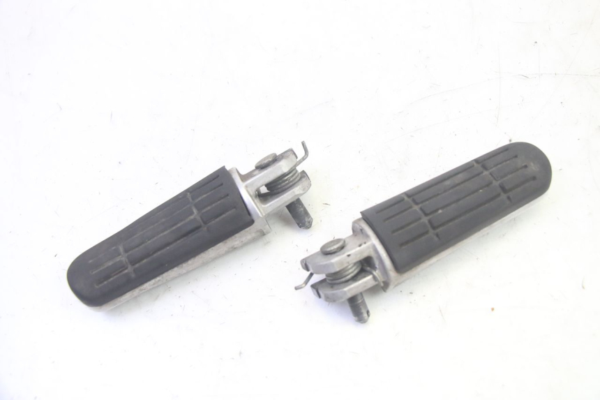 photo de FUSSRASTEN VORN YAMAHA TDM ABS 900 (2002 - 2014) - Hauptansicht