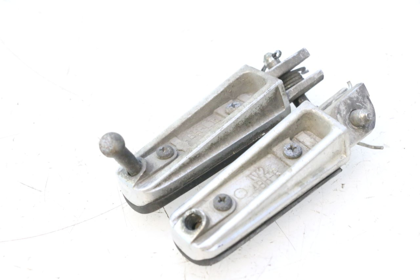 photo de FUSSRASTEN VORN YAMAHA TDM ABS 900 (2002 - 2014) - Alternative Perspektive