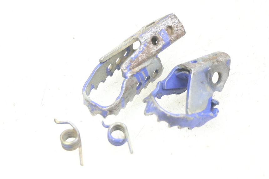 photo de VORDERE FUßRASTENPAAR YAMAHA TTR 125 (2000 - 2020) - Zoom auf Gebrauchszustand