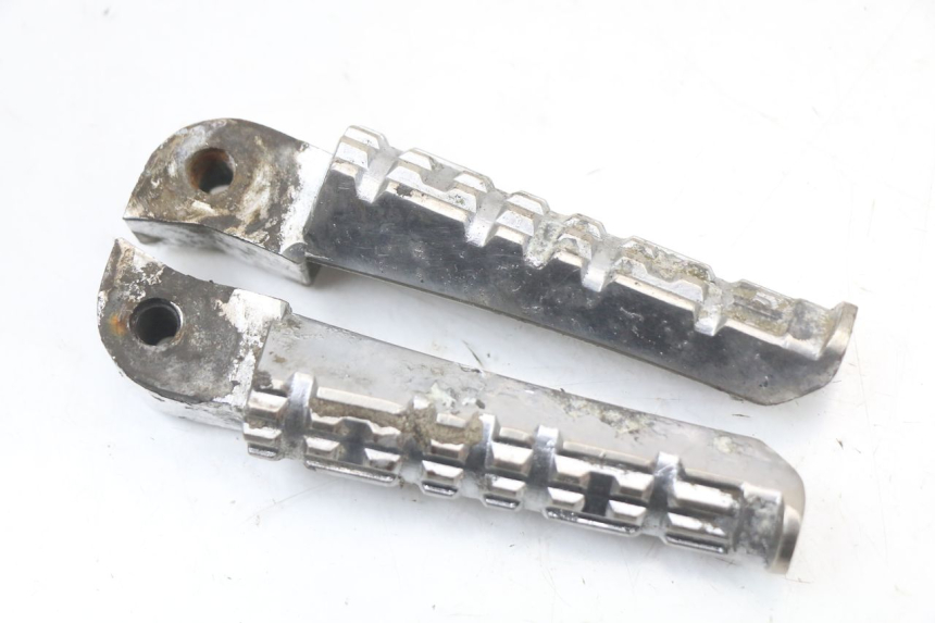 photo de FUSSRASTEN VORN KEEWAY TX 50 (2008 - 2015) - Zoom auf Gebrauchszustand