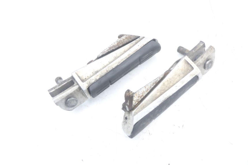 photo de VORDERE FUßRASTENPAAR YAMAHA FJR ABS 1300 (2006 - 2012) - Zoom auf Gebrauchszustand