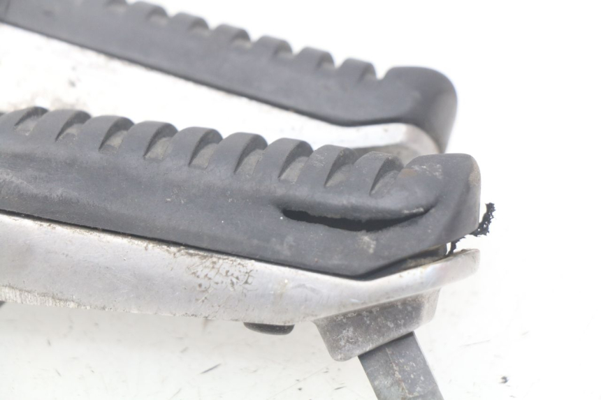 photo de VORDERE FUßRASTENPAAR KAWASAKI Z S 750 (2003 - 2006) - Detailansicht des Bauteils