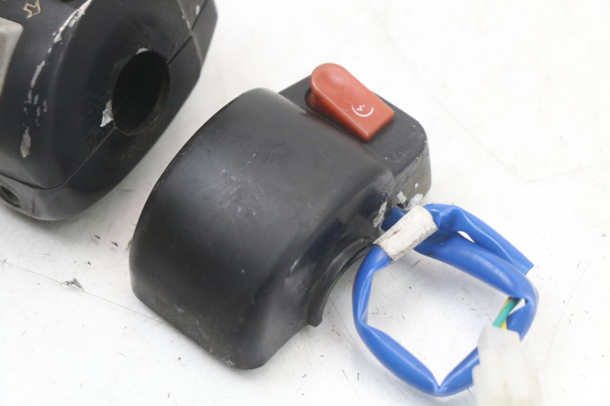 photo de SCHALTER KYMCO AGILITY 4T 50 (2018 - 2022) - Oberflächenzustand und Material