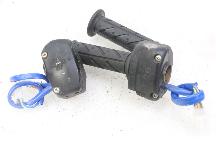 photo de SCHALTER KYMCO AGILITY 4T 50 (2005 - 2018) - Oberflächenzustand und Material