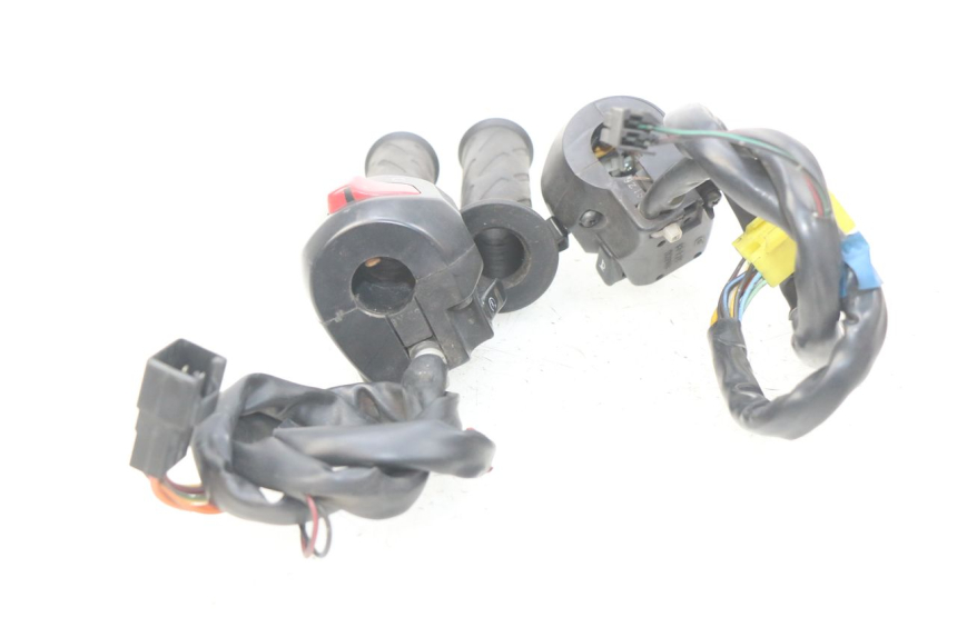 photo de PAAR LENKERENDEN SUZUKI BURGMAN 125 (2007 - 2014) - Gesamtansicht des Produkts