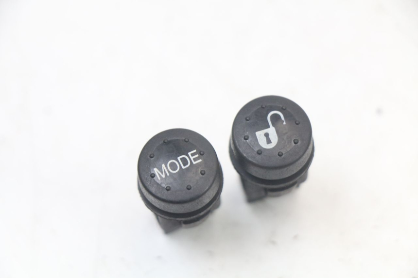 photo de SCHALTER PIAGGIO LIBERTY IGET 4T 50 (2021 - 2025) - Hauptansicht