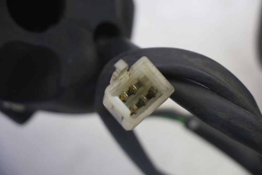 photo de PAAR LENKERENDEN PEUGEOT SATELIS 125 (2006 - 2009) - Weitere Ansicht des Artikels