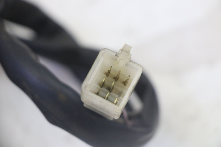 photo de PAAR LENKERENDEN PEUGEOT SATELIS 125 (2006 - 2009) - Details der Befestigungspunkte