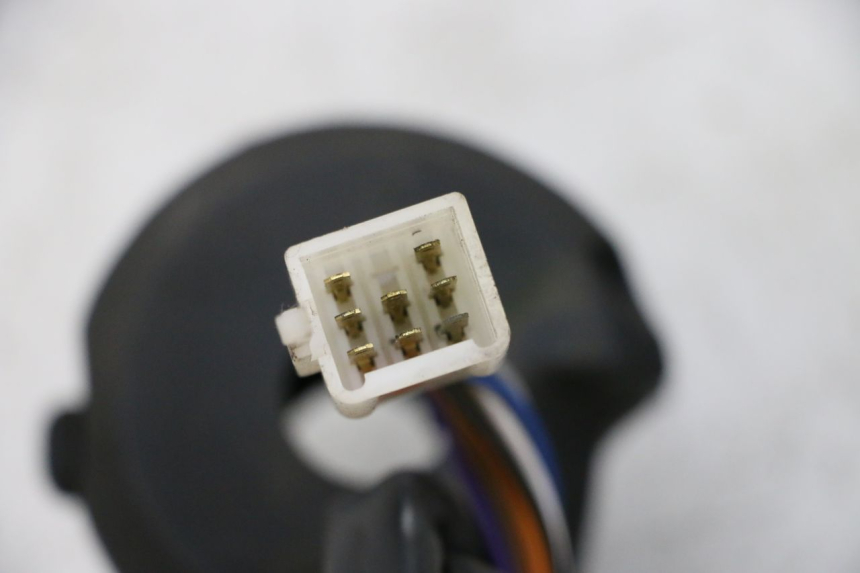 photo de SCHALTER PEUGEOT SATELIS 125 (2013 - 2018) - Zoom auf Gebrauchszustand