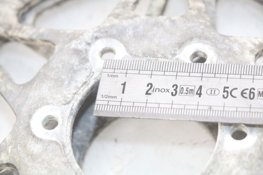 photo de VORDERE BREMSSCHEIBENSET HONDA CBR RR FIREBLADE 900 (1992 - 1994) - Zoom auf Gebrauchszustand